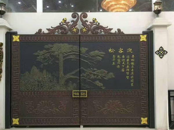 濟(jì)南鋁藝大門(mén)安裝案例